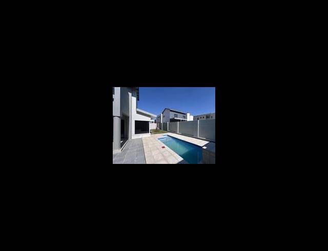 4 BEDROOM HOUSE FOR SALE IN SIX FOUNTAINS RESIDENTIAL ESTATE